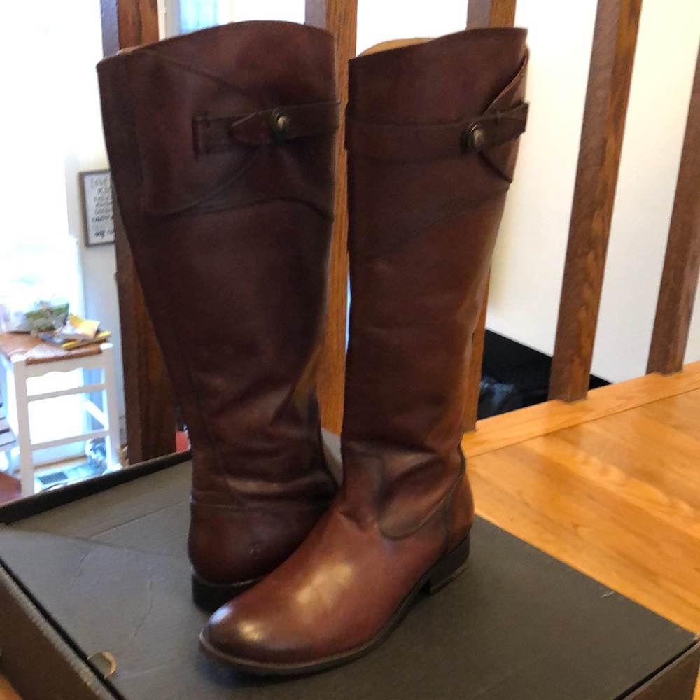 Women’s Brown Riding Boots Gem